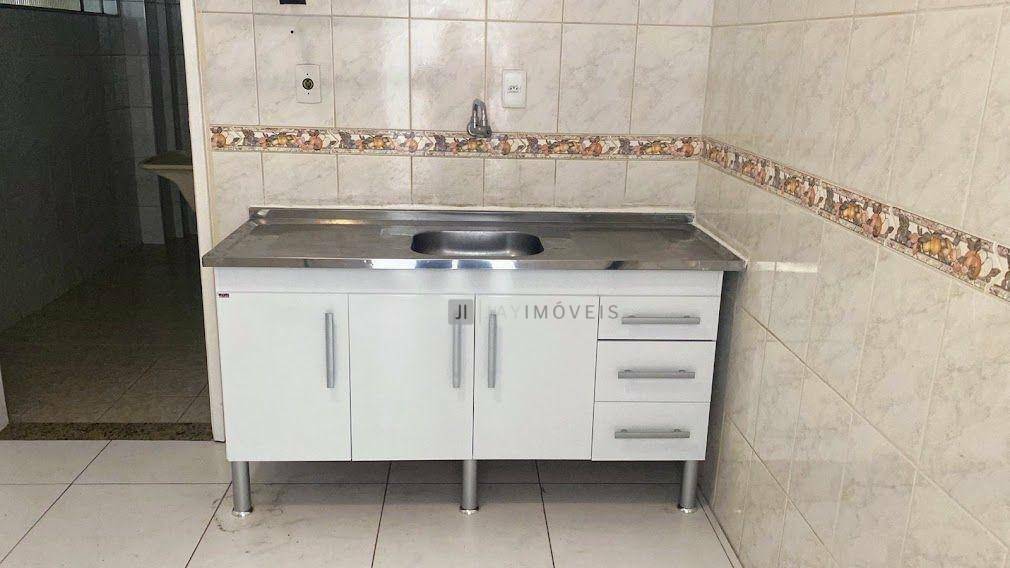 Apartamento para alugar com 3 quartos, 80m² - Foto 12