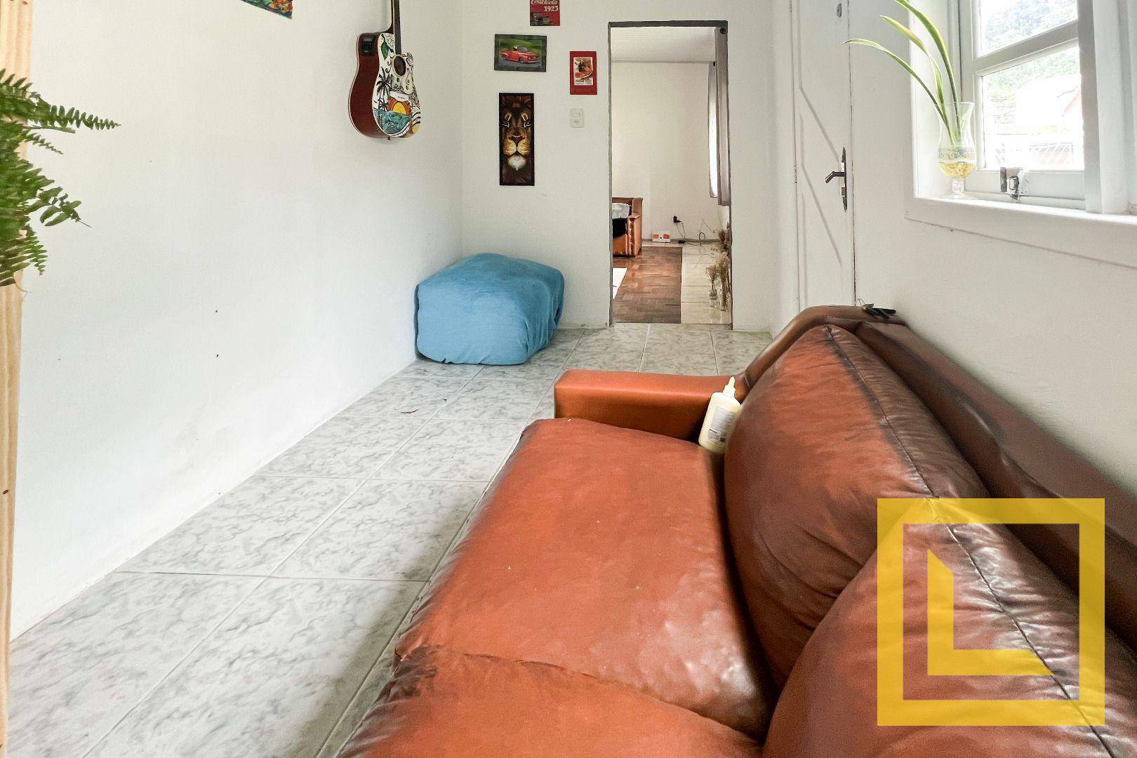 Casa à venda com 2 quartos, 93m² - Foto 11