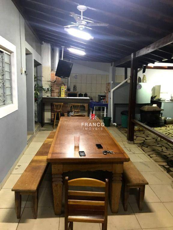 Chácara à venda com 3 quartos, 500m² - Foto 35