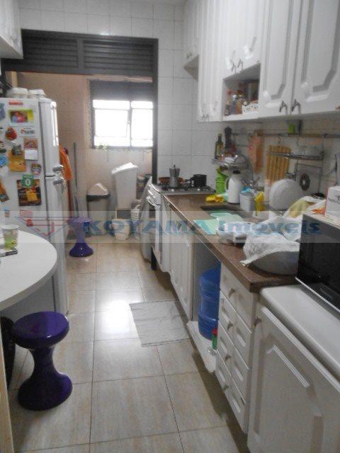 Apartamento à venda com 3 quartos, 76m² - Foto 16