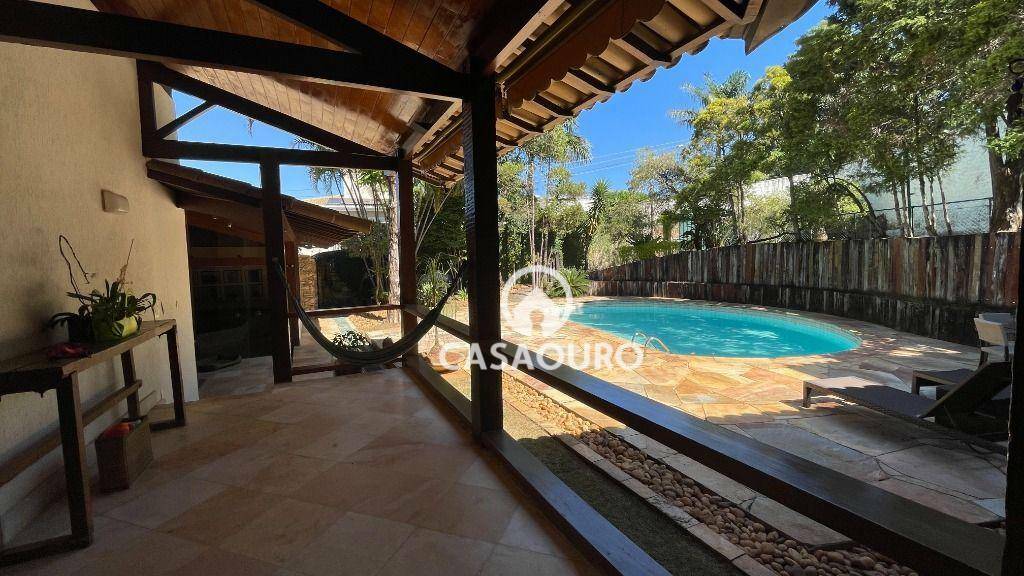 Casa à venda com 5 quartos, 750m² - Foto 9