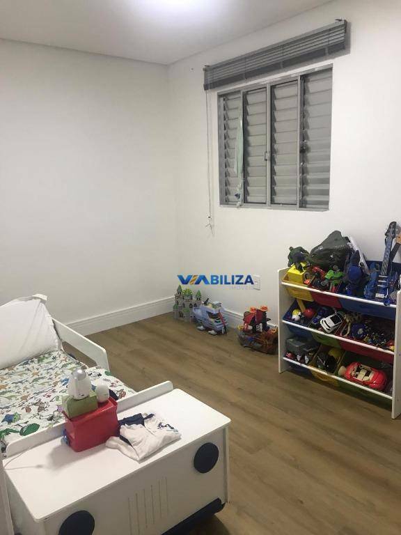 Sobrado à venda com 3 quartos, 332m² - Foto 12