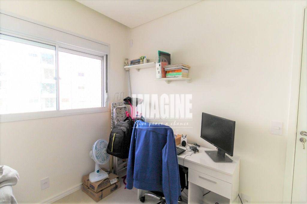 Apartamento à venda com 2 quartos, 38m² - Foto 15