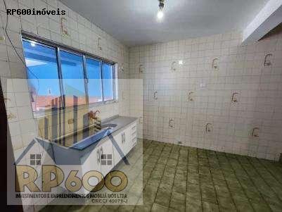 Casa à venda com 3 quartos, 200m² - Foto 8