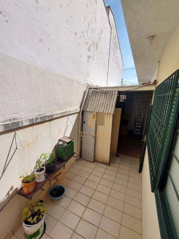 Casa à venda com 3 quartos, 254m² - Foto 20