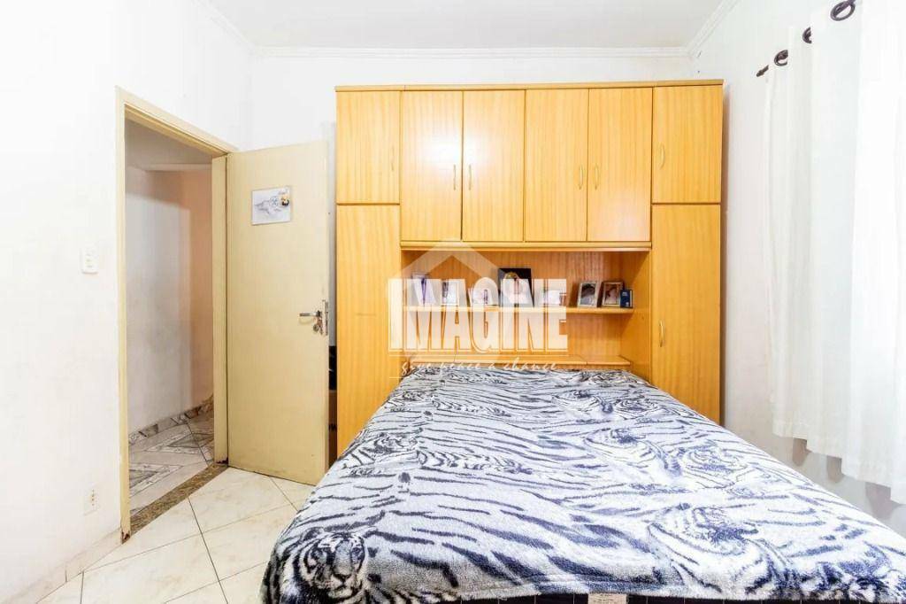 Sobrado à venda com 3 quartos, 300m² - Foto 14