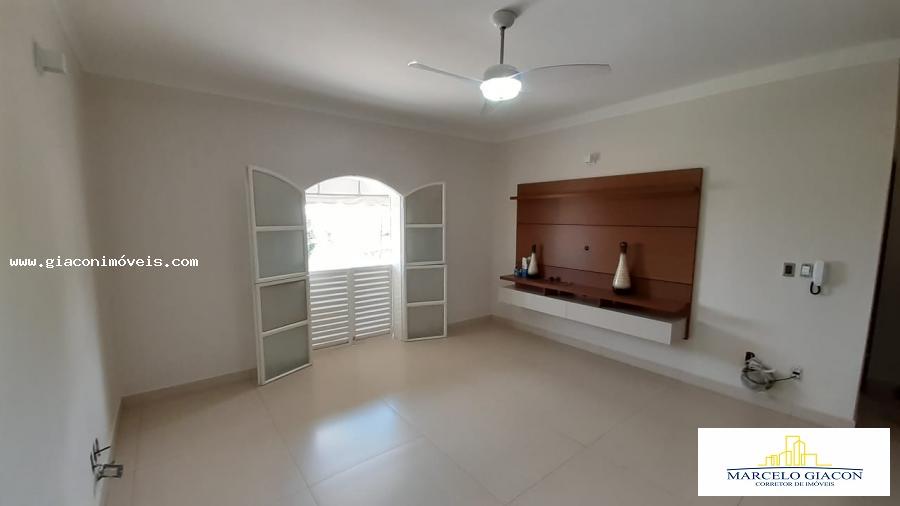 Sobrado à venda com 2 quartos, 193m² - Foto 7