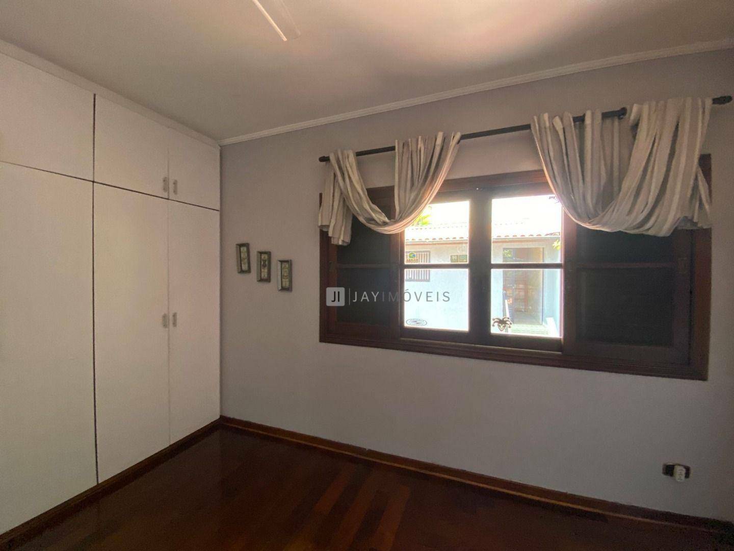 Sobrado à venda com 4 quartos, 340m² - Foto 25