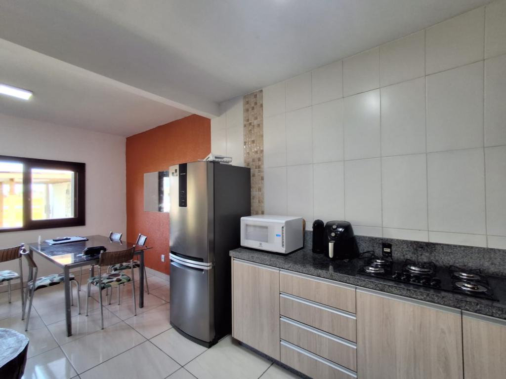 Casa à venda com 6 quartos, 180m² - Foto 10