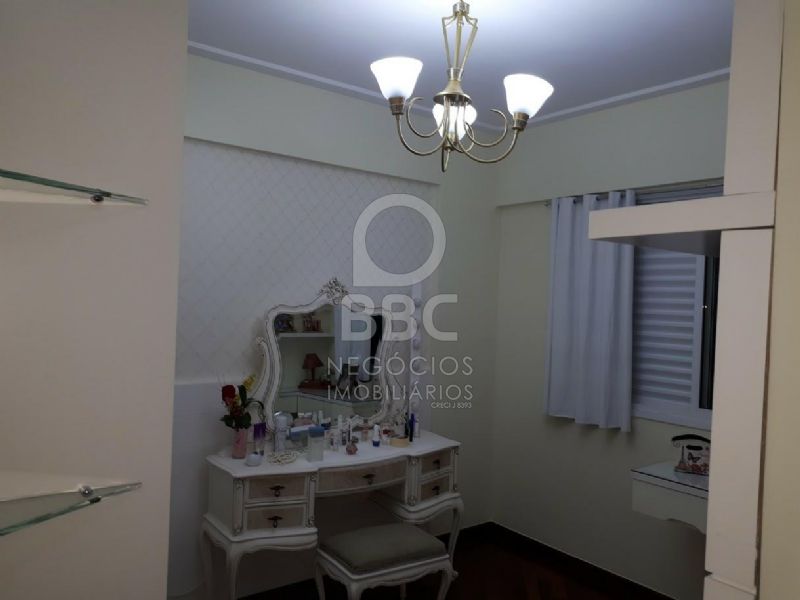 Apartamento à venda com 3 quartos, 137m² - Foto 22