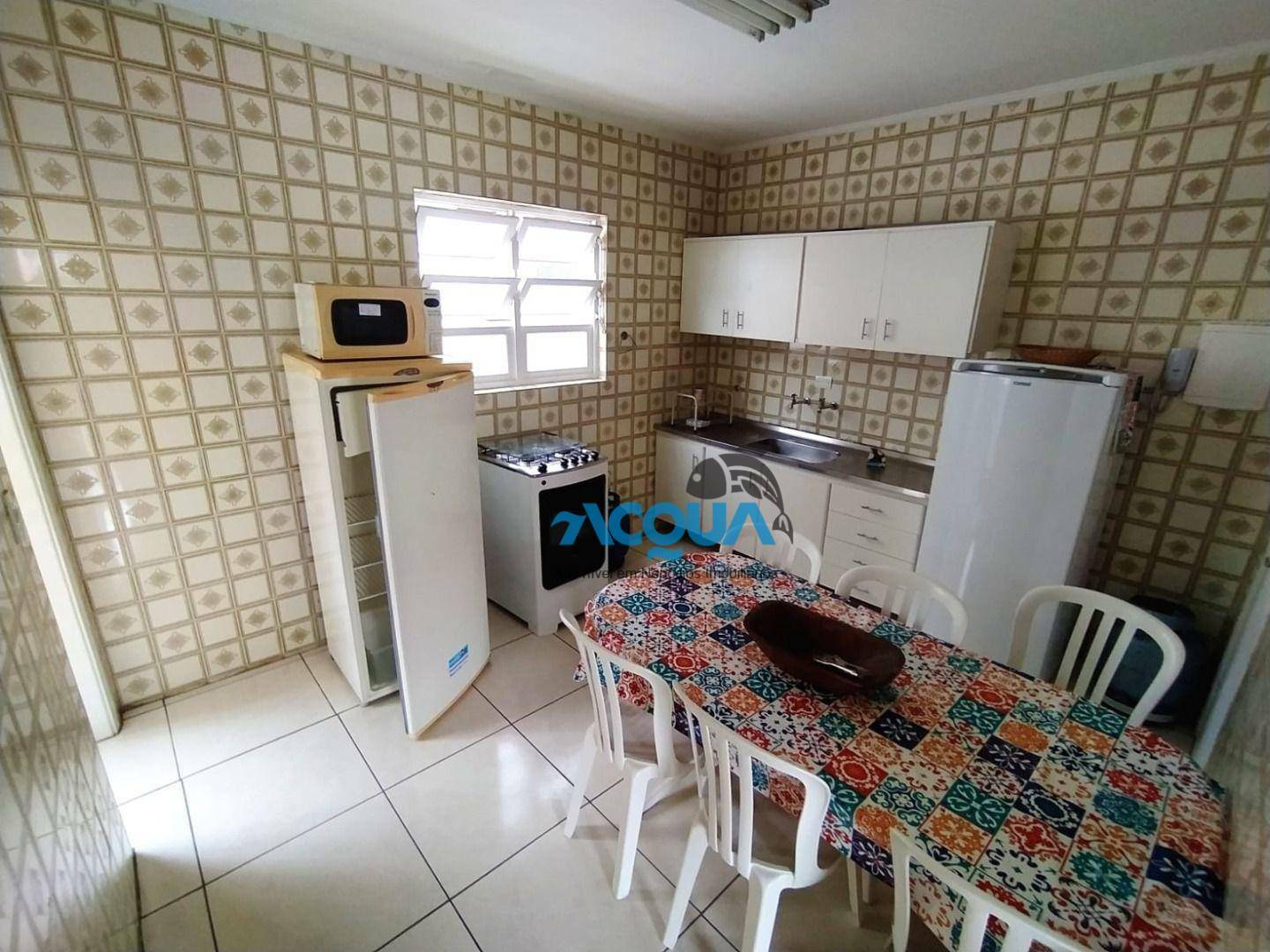 Apartamento à venda com 3 quartos, 105m² - Foto 2