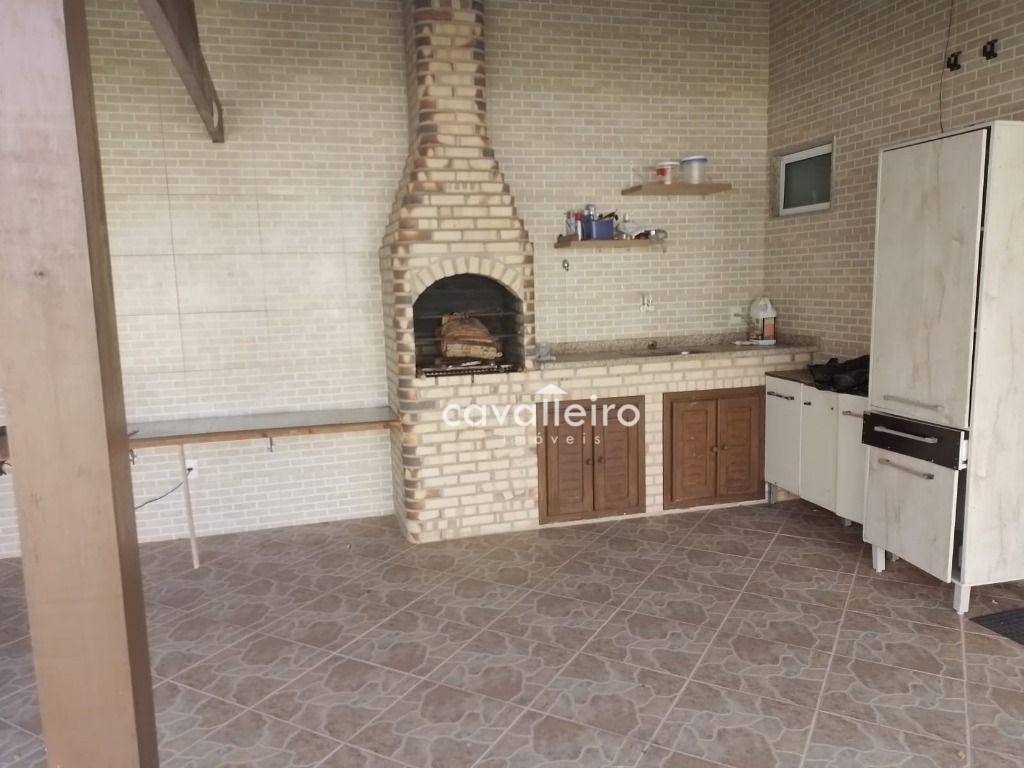 Casa à venda com 4 quartos, 200m² - Foto 14