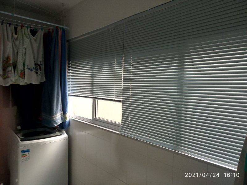 Apartamento à venda com 2 quartos, 70m² - Foto 13