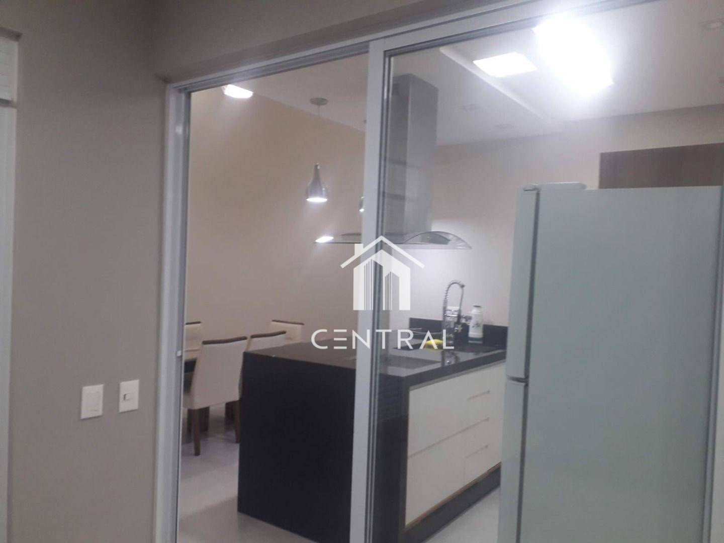 Casa de Condomínio à venda com 3 quartos, 140m² - Foto 2