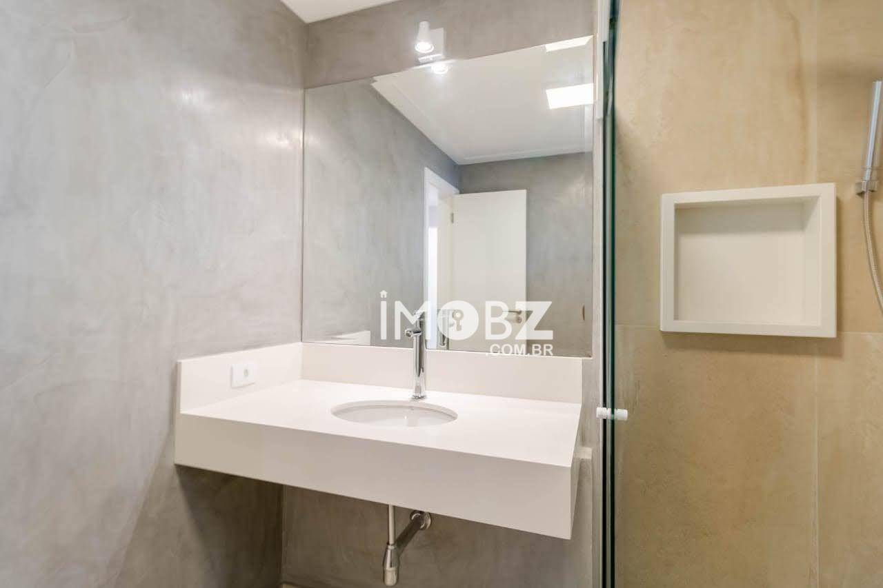 Apartamento à venda com 4 quartos, 221m² - Foto 6