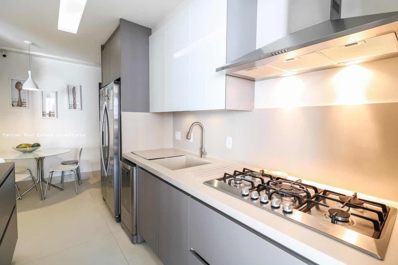 Apartamento à venda com 3 quartos, 134m² - Foto 15