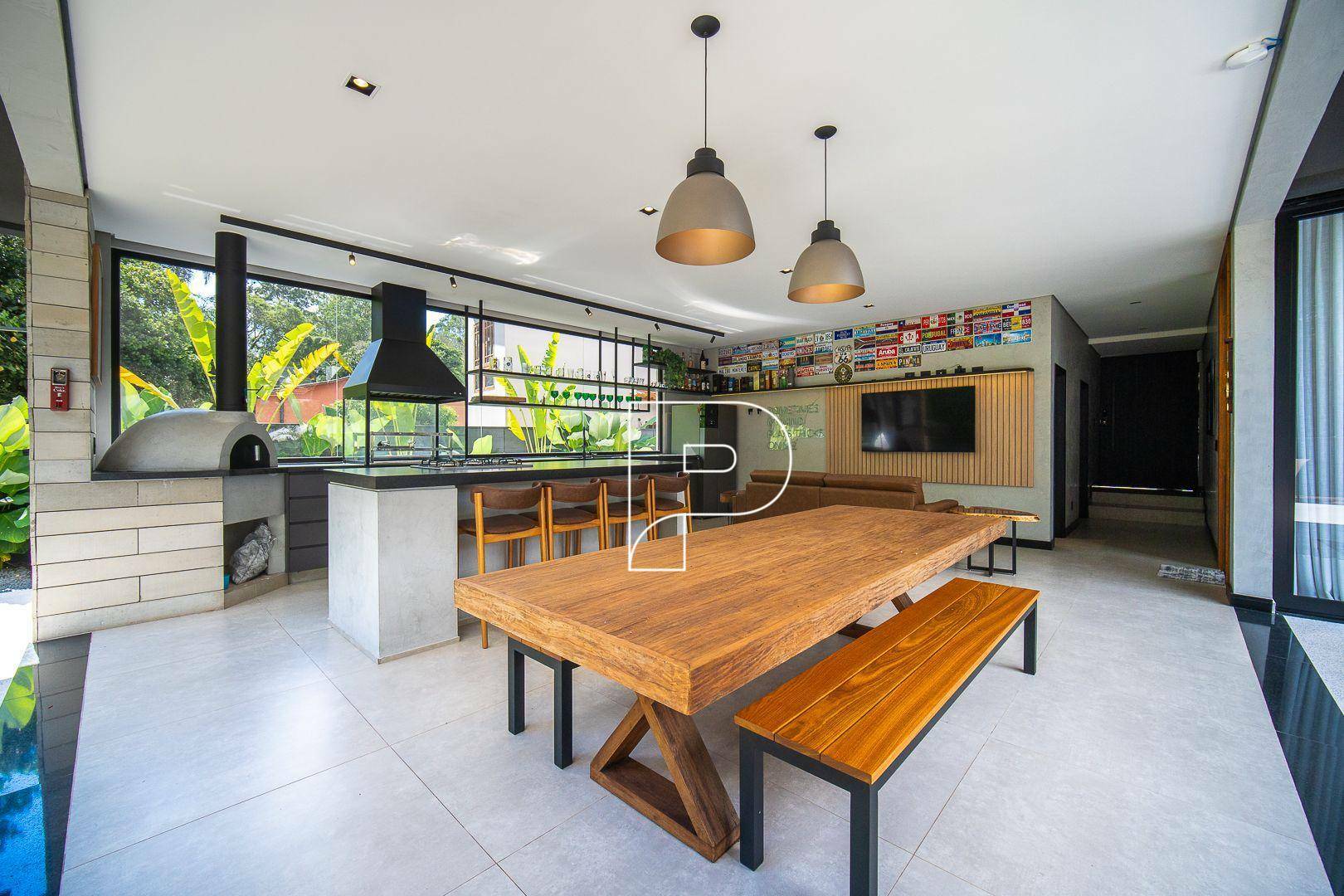 Casa de Condomínio à venda com 4 quartos, 550m² - Foto 8