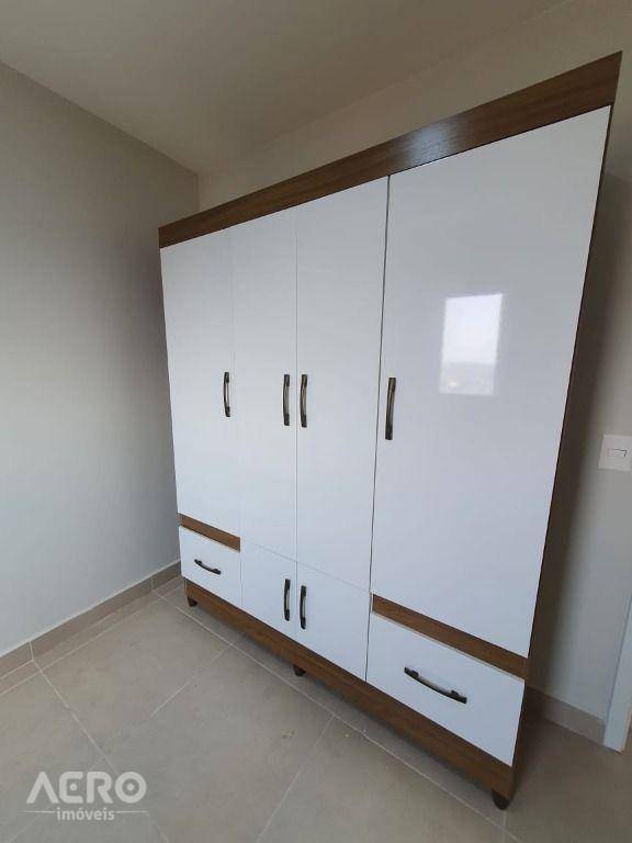 Apartamento para alugar com 1 quarto, 50m² - Foto 5