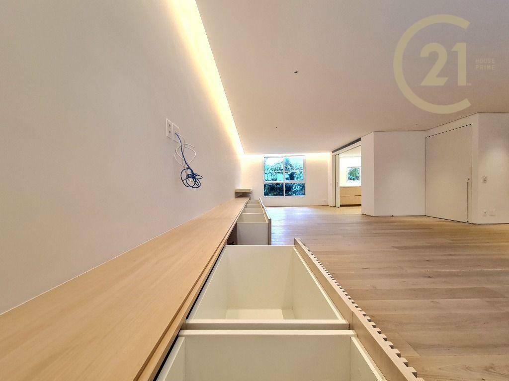 Apartamento à venda com 3 quartos, 211m² - Foto 20