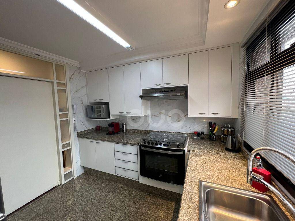 Apartamento à venda com 3 quartos, 227m² - Foto 41