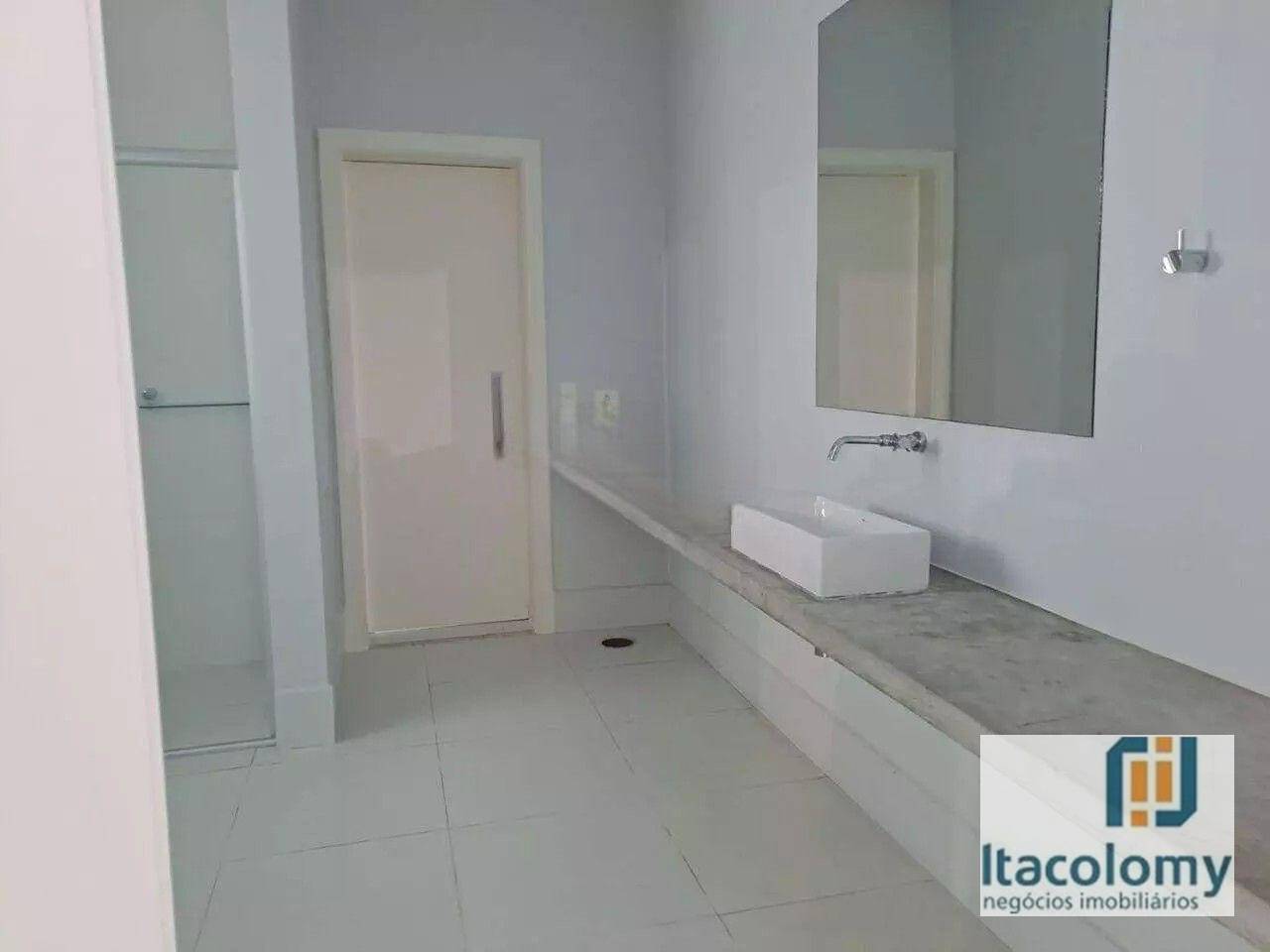 Casa para alugar com 4 quartos, 1605m² - Foto 22