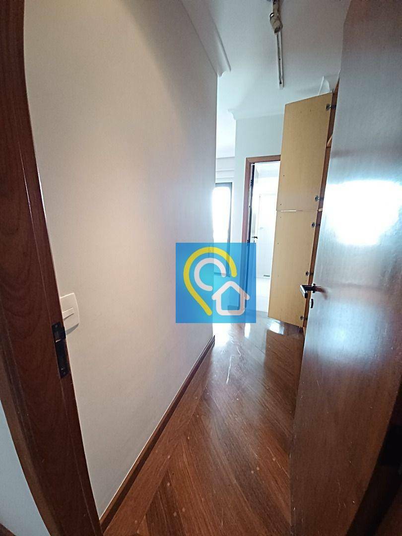 Apartamento à venda com 4 quartos, 154m² - Foto 12