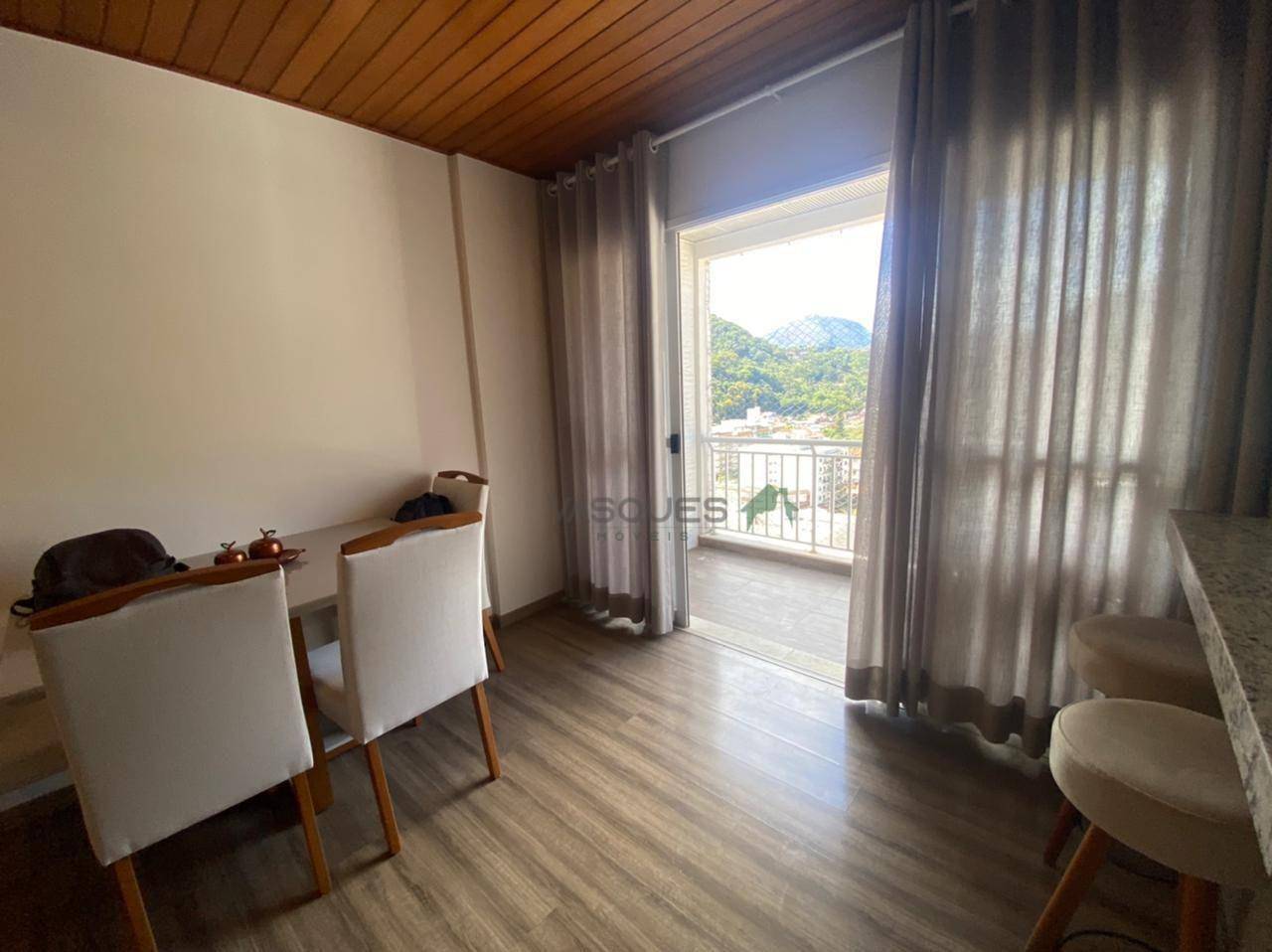 Apartamento à venda com 2 quartos, 67m² - Foto 5