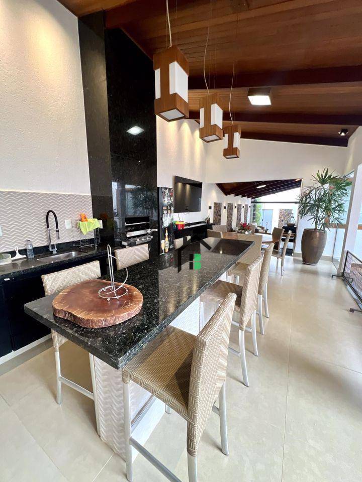 Casa, 3 quartos, 360 m² - Foto 38