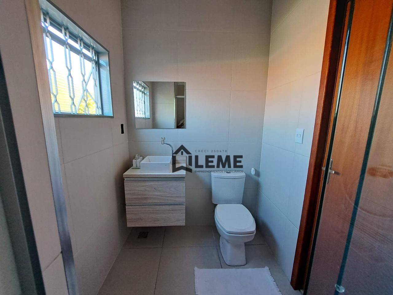 Casa à venda com 3 quartos, 198m² - Foto 23