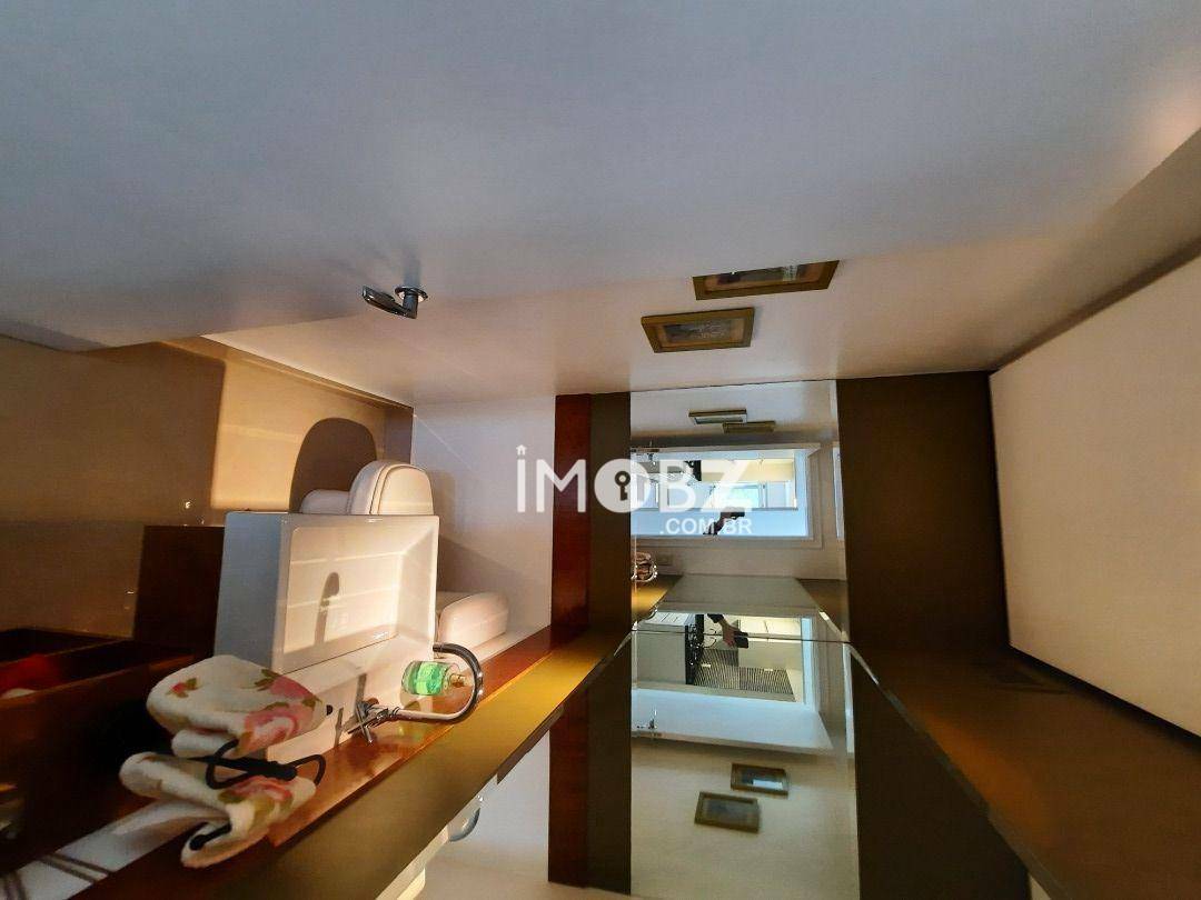 Apartamento à venda com 2 quartos, 162m² - Foto 8