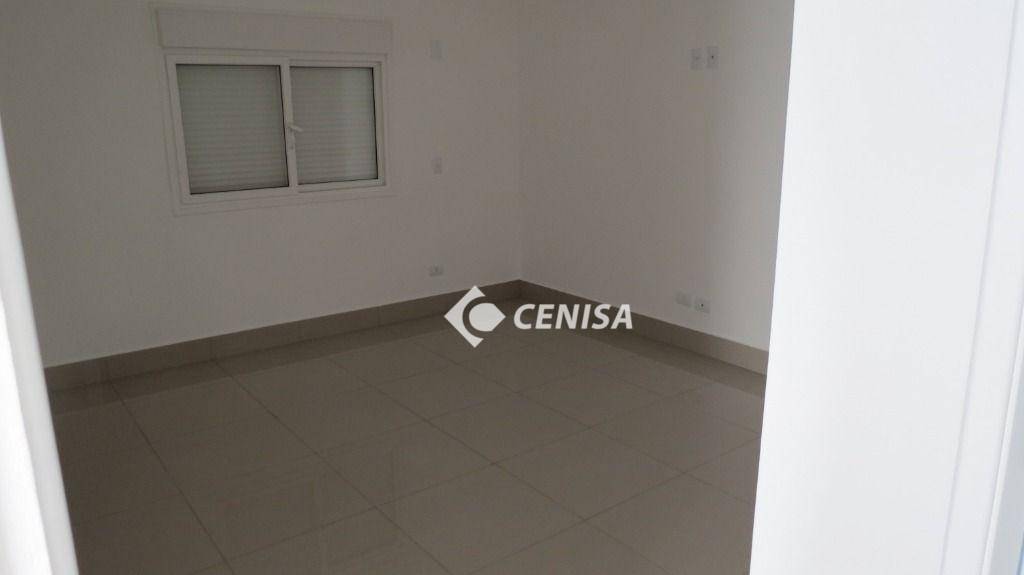 Casa de Condomínio à venda com 4 quartos, 321m² - Foto 15