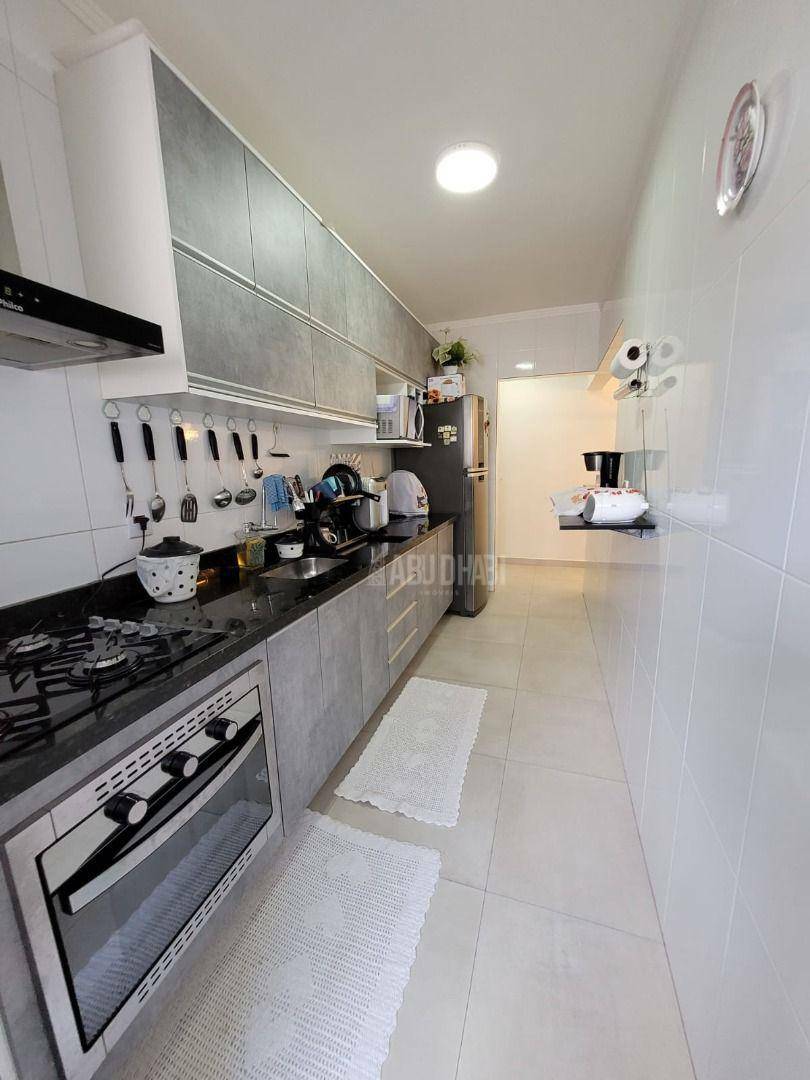 Apartamento à venda com 2 quartos, 74m² - Foto 11