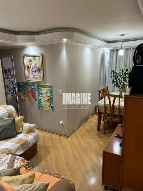 Apartamento à venda com 3 quartos, 54m² - Foto 1