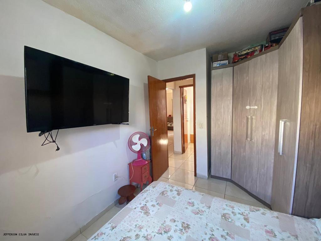 Casa à venda com 2 quartos, 60m² - Foto 14