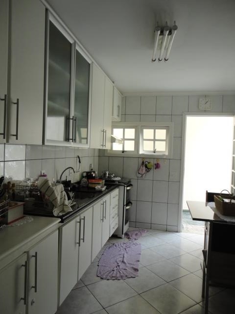 Casa à venda com 3 quartos, 140m² - Foto 9