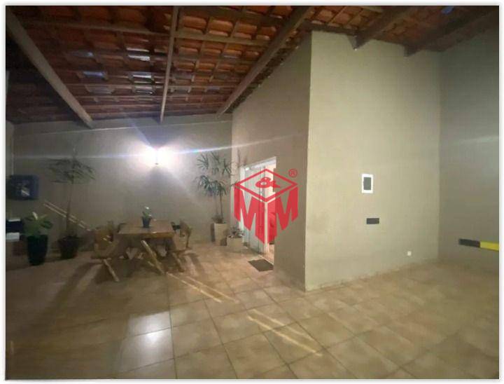 Casa à venda com 3 quartos, 145m² - Foto 8