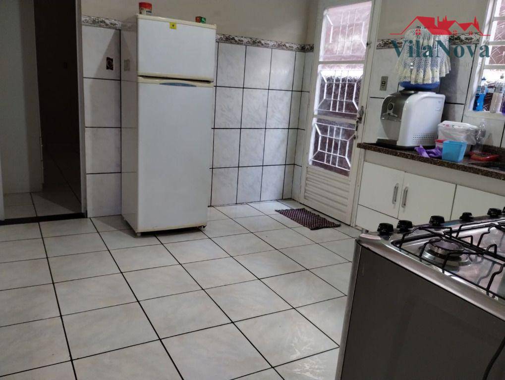 Casa à venda com 3 quartos, 190m² - Foto 13