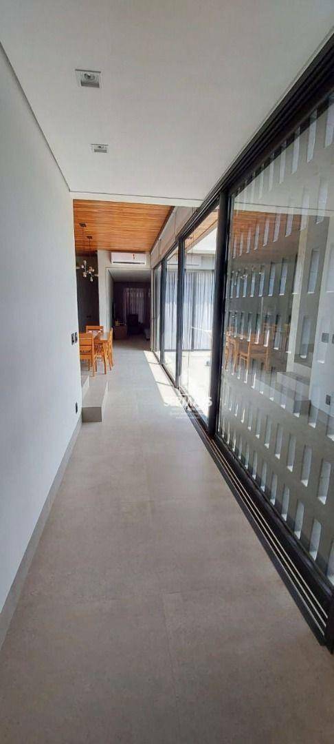 Sobrado à venda com 3 quartos, 338m² - Foto 17