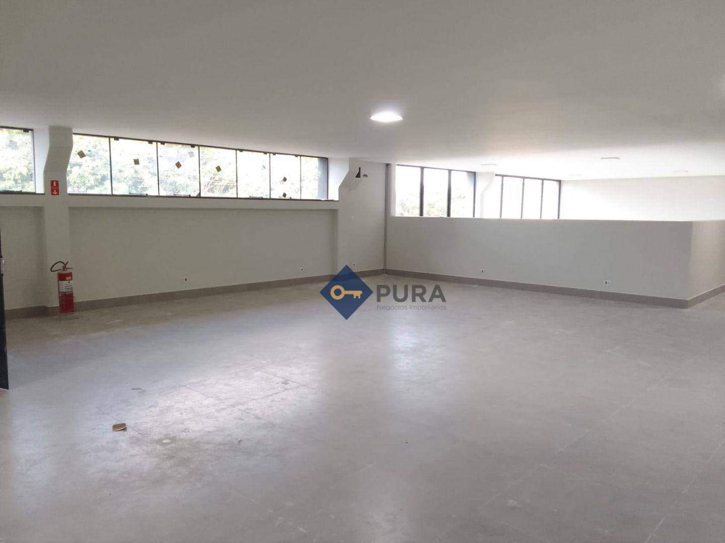 Depósito-Galpão-Armazém para alugar, 1600m² - Foto 16