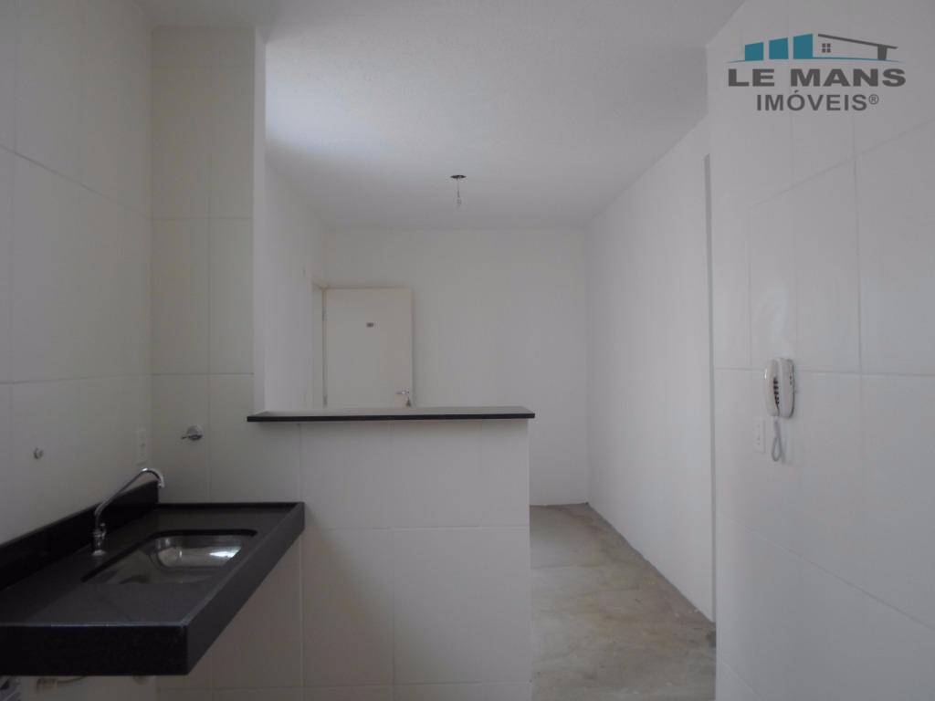 Apartamento à venda com 2 quartos, 46m² - Foto 21