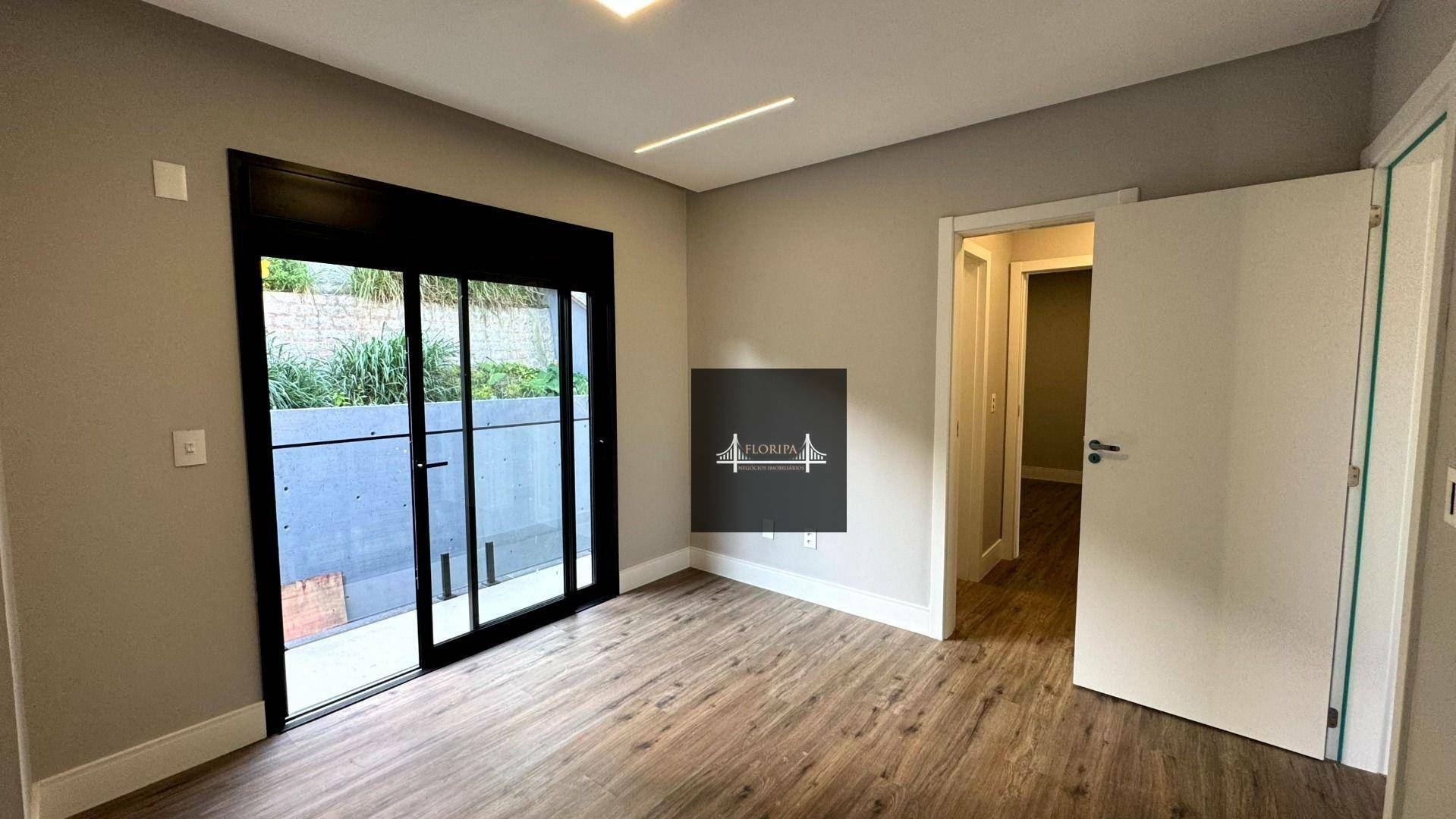 Casa à venda com 3 quartos, 177m² - Foto 14