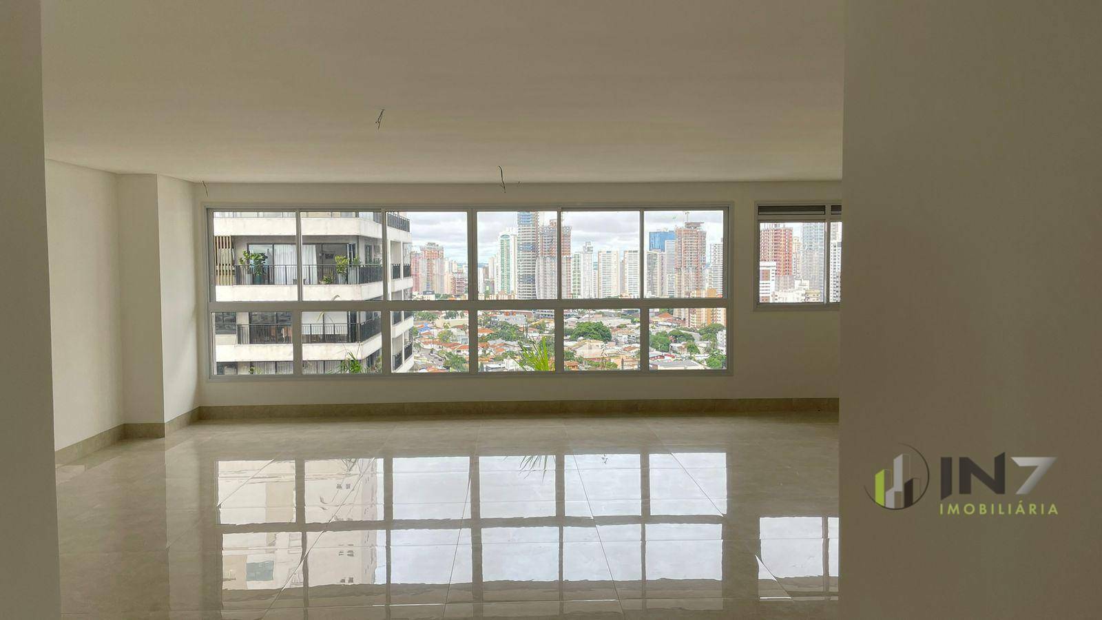 Apartamento à venda com 3 quartos, 227m² - Foto 22