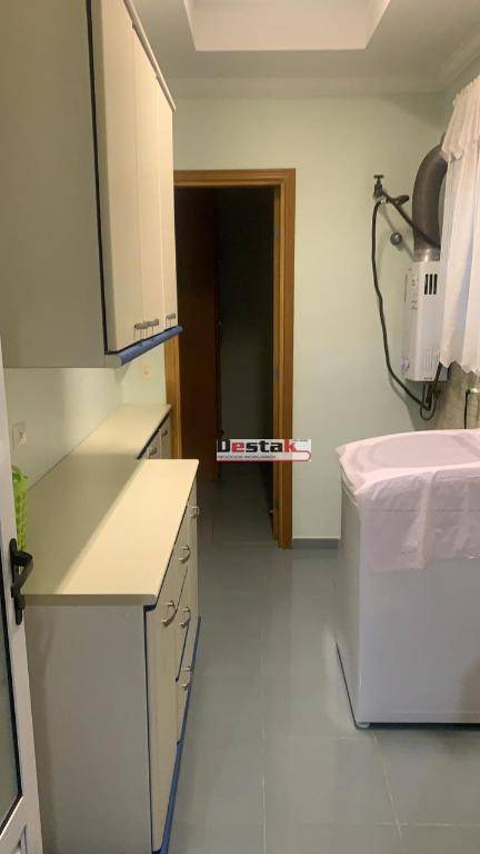 Apartamento à venda com 5 quartos, 188m² - Foto 28