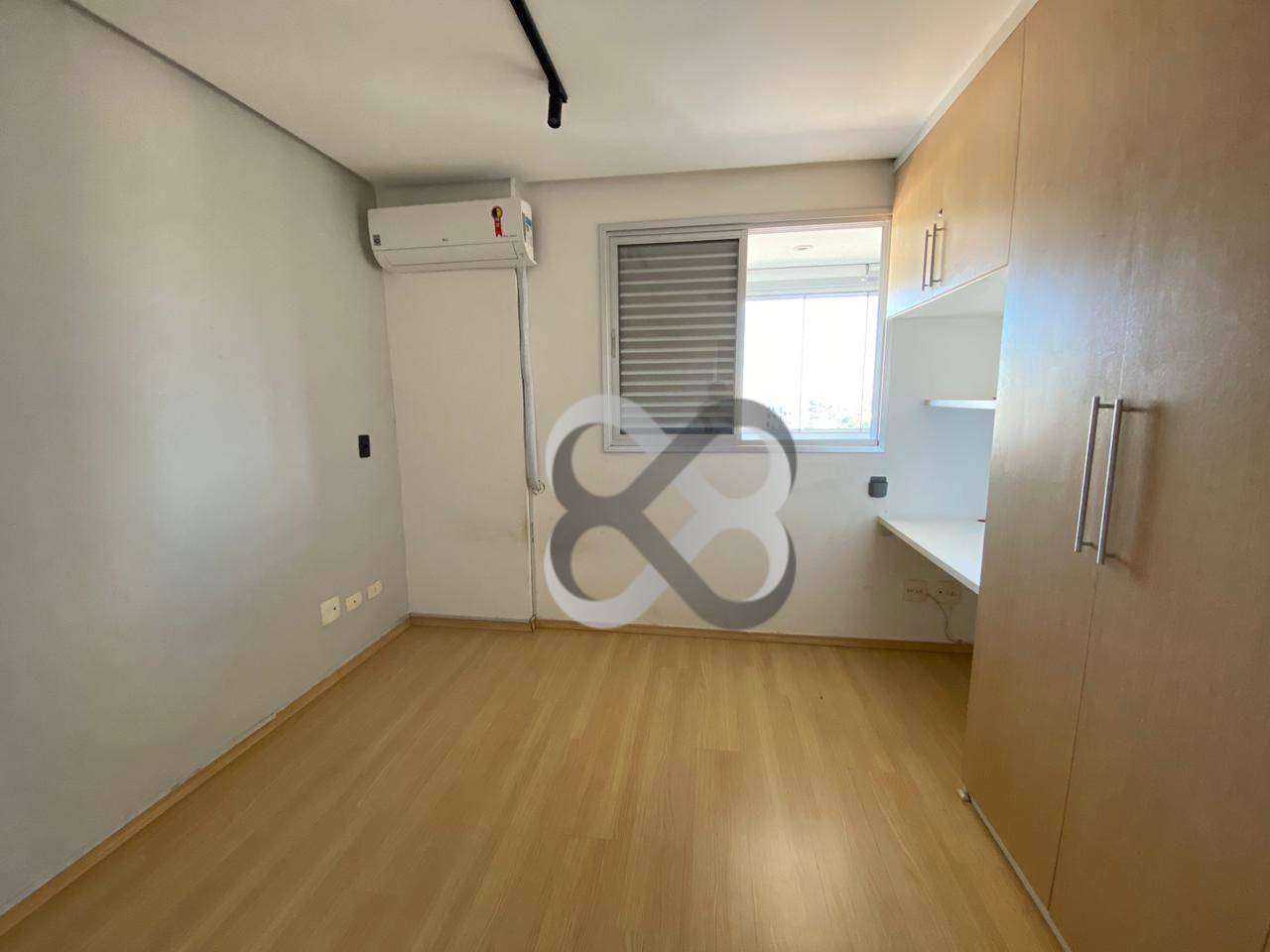 Apartamento à venda com 1 quarto, 55m² - Foto 9