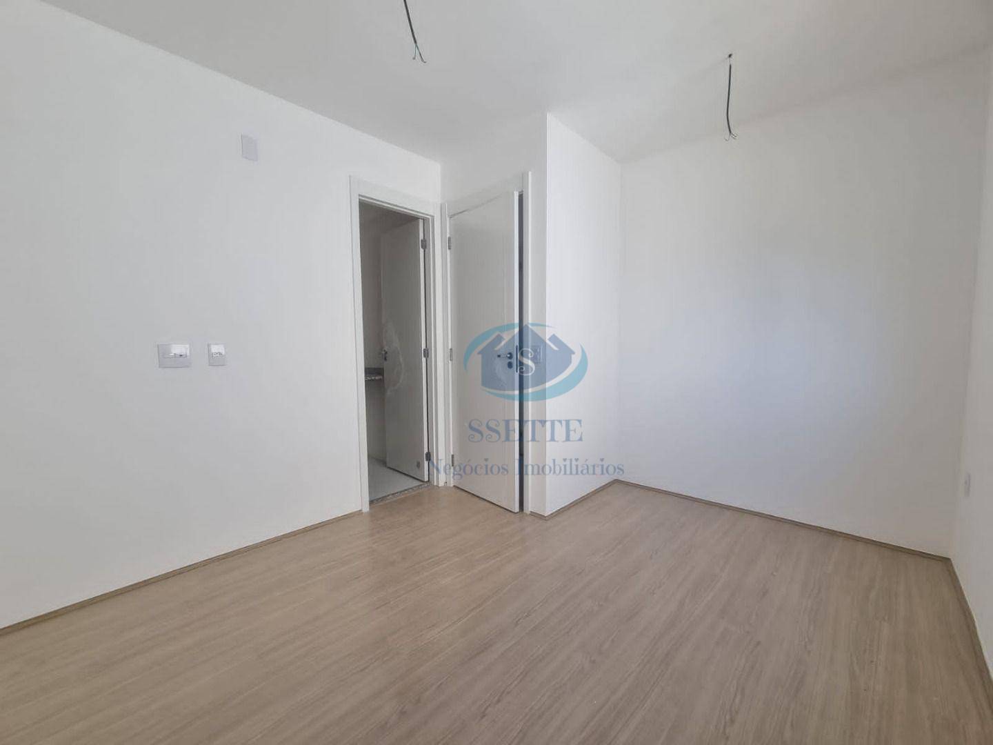 Apartamento à venda com 3 quartos, 66m² - Foto 6