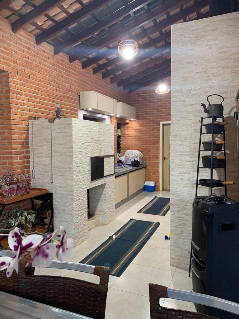 Chácara à venda com 4 quartos, 700m² - Foto 28