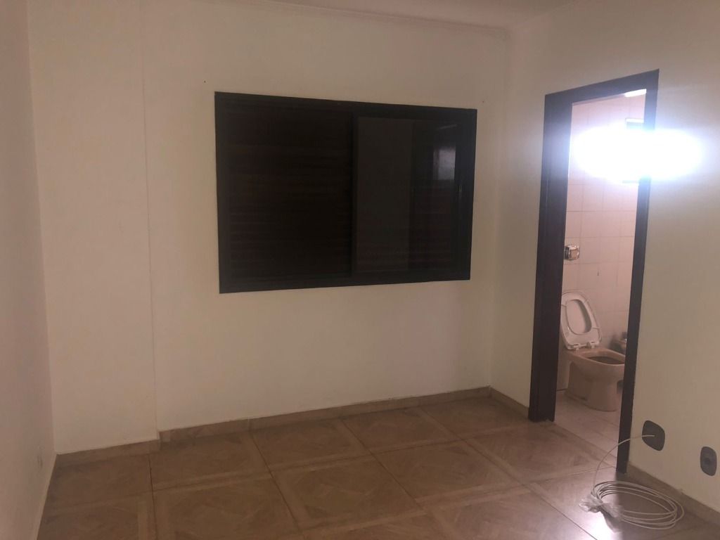 Apartamento à venda com 3 quartos, 190m² - Foto 36