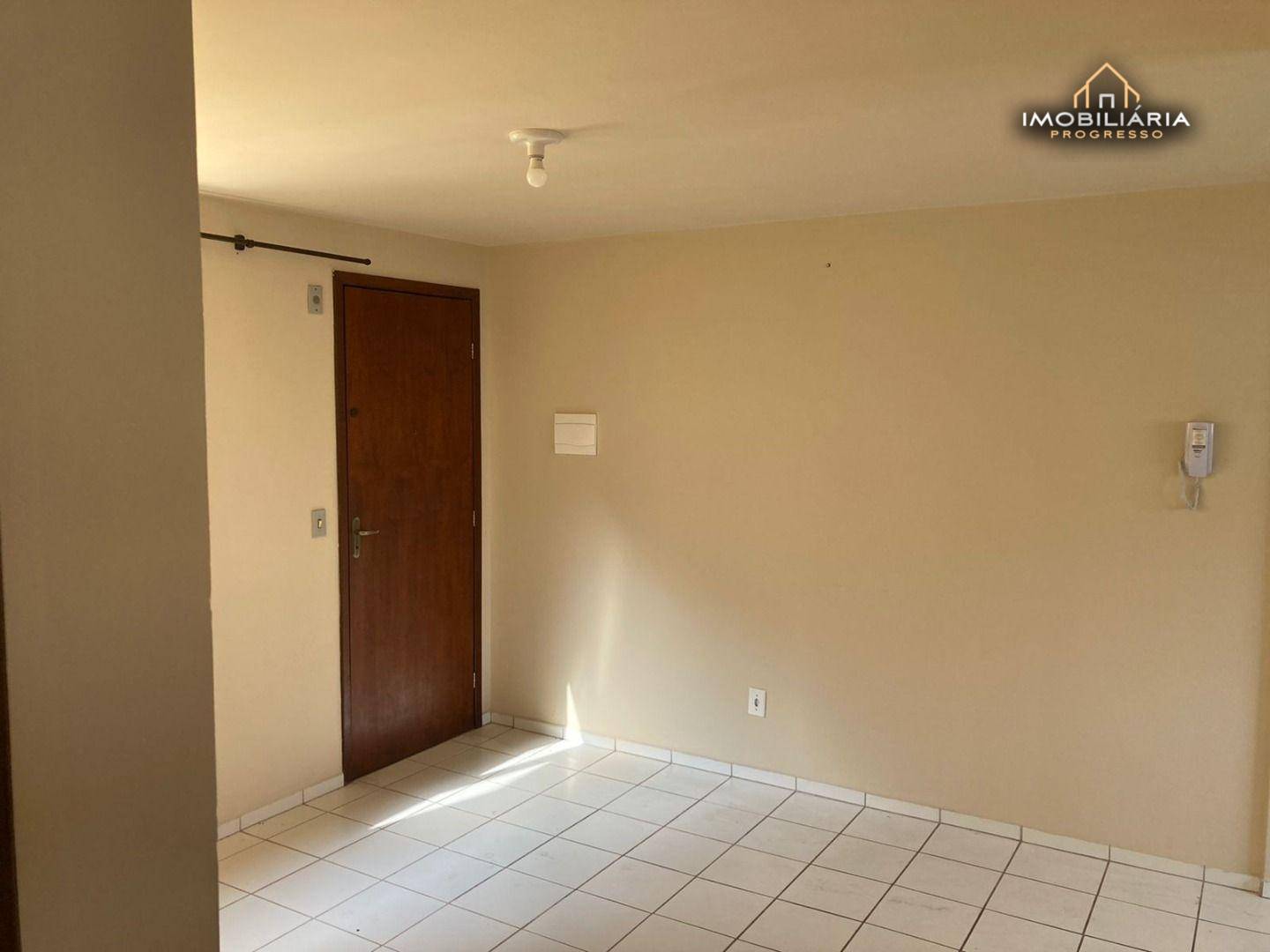 Apartamento à venda com 2 quartos, 42m² - Foto 4