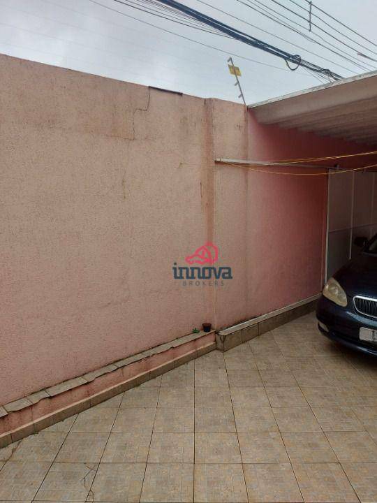 Casa à venda com 4 quartos, 201m² - Foto 3