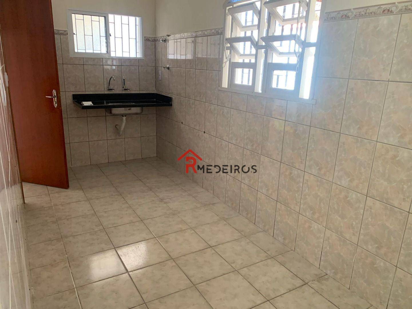 Casa à venda com 2 quartos, 68m² - Foto 12